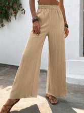Strukturierte Hose mit weitem Bein und hoher Taille